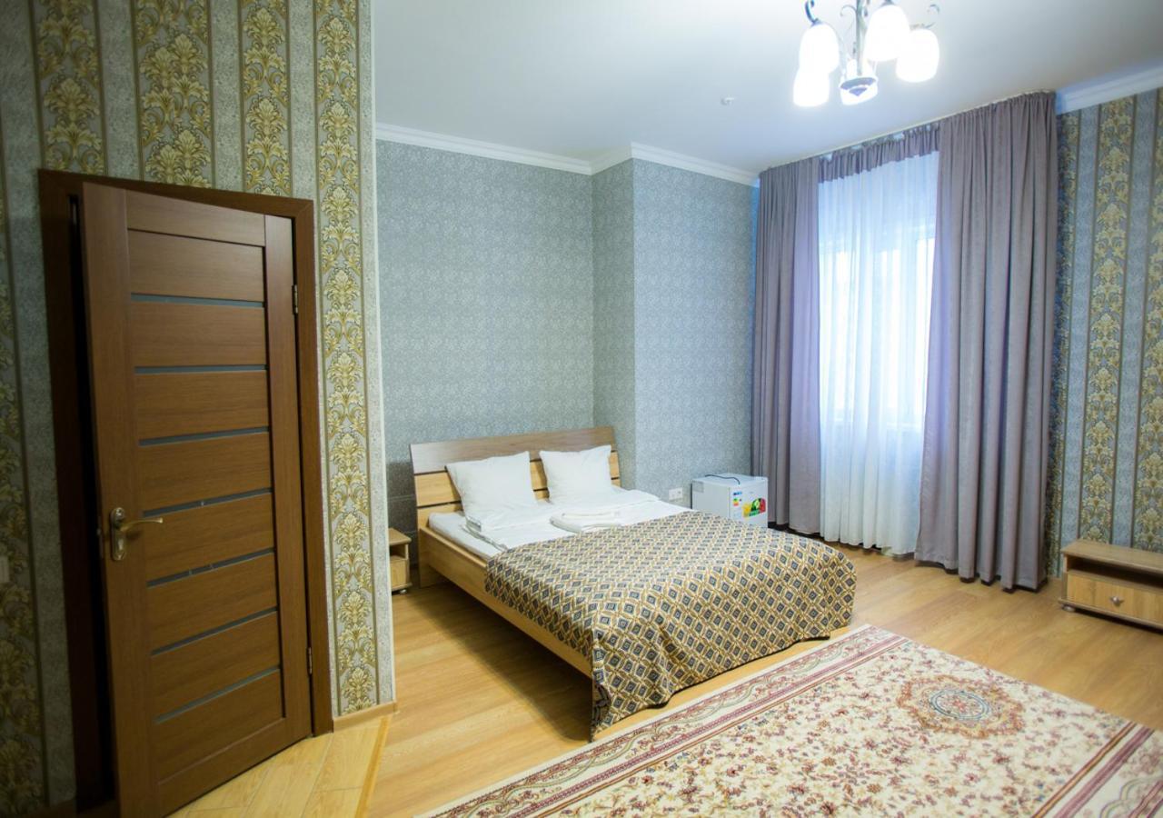 Hotel Alash Astana Bagian luar foto